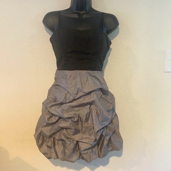 City Triangles Dresses & Skirts - City Triangles Size 7 Black & Grey Strapless Ruffle Mini Dress Party Y2K Formal